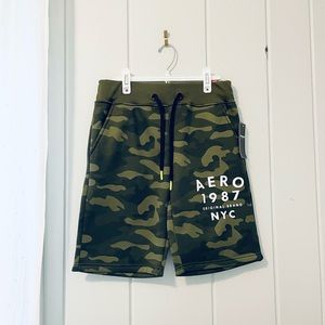 NWT Aeropostale Camo Sweatpant Shorts / Small